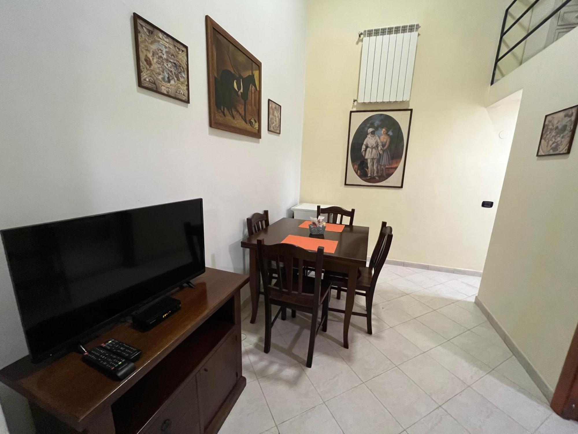 Case Cosi Apartments - Napoli Apartment *
